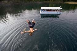 Boy,-Diving,-Wakulla-Springs,-Florida,-USA