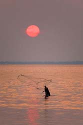 Casting,-near-St-Joe,-Florida-Panhandle,-USA-